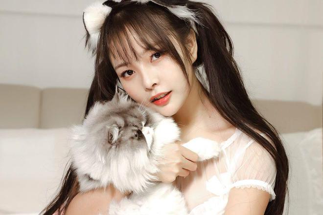 “苏嫣嫣阿姨的COSPLAY魅力瞬间精选”-清美唯艺