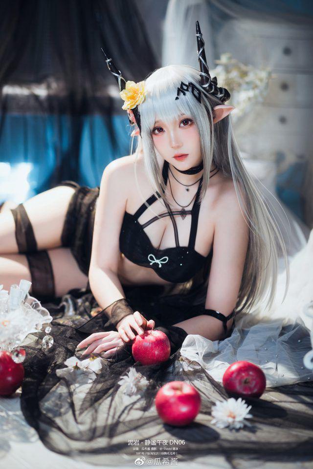 瓜希酱与粉丝互动的泥岩cosplay