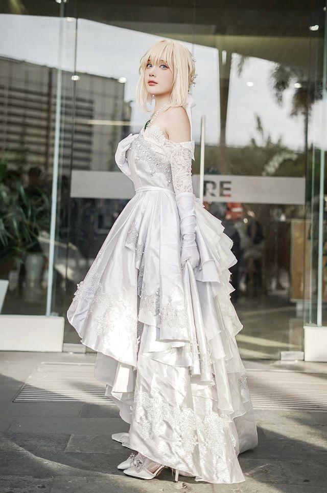 “陈秋芳化身国民‘老婆’，完美演绎COSPLAY薇尔莉特·伊芙加登”-清美唯艺