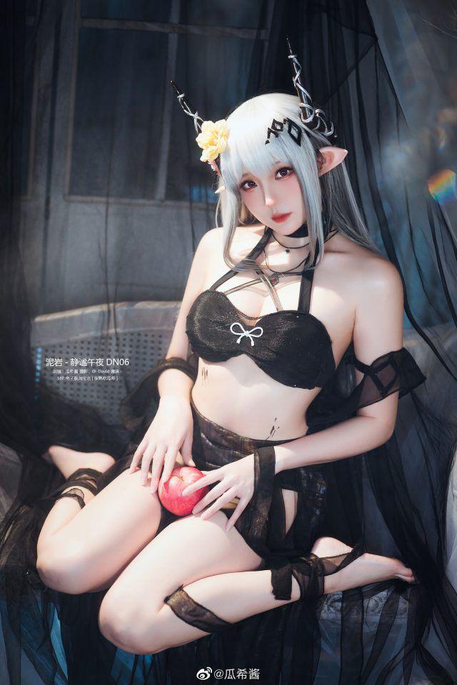 瓜希酱动人的泥岩cosplay