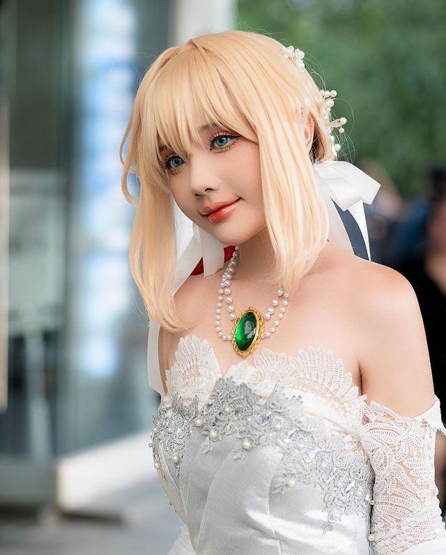 图片[6]-“陈秋芳化身国民‘老婆’，完美演绎COSPLAY薇尔莉特·伊芙加登”-清美唯艺