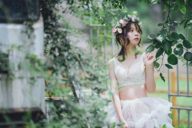 清新雅致的琴玫花嫁：她用创作绽放爱情的火花-清美唯艺