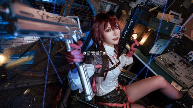 图片[3]-“探索阮邑Fairy如何用卡芙卡角色展现《崩坏：星穹铁道》的时尚魅力”-清美唯艺
