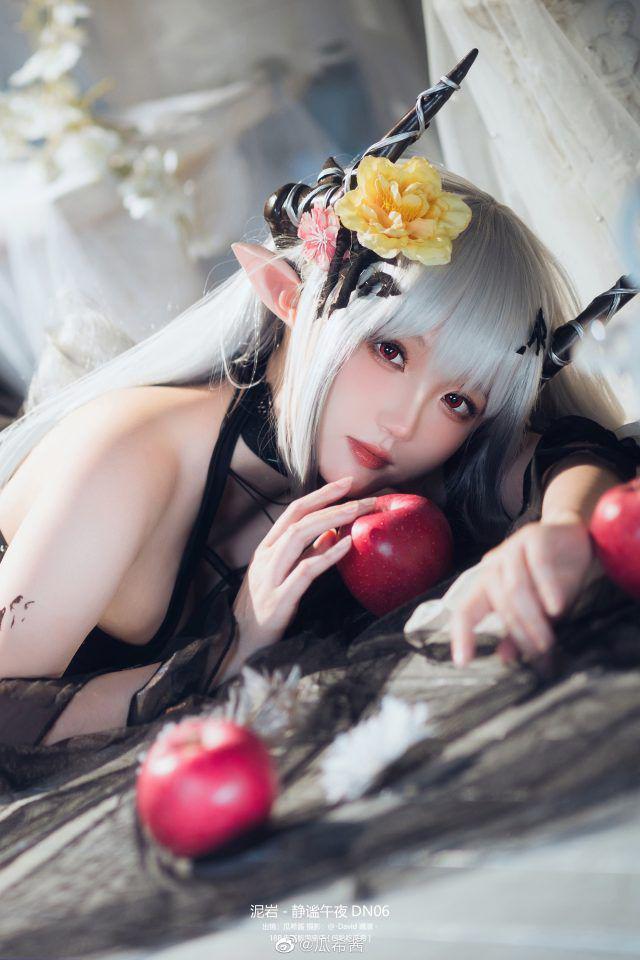 瓜希酱泥岩cosplay风采依旧