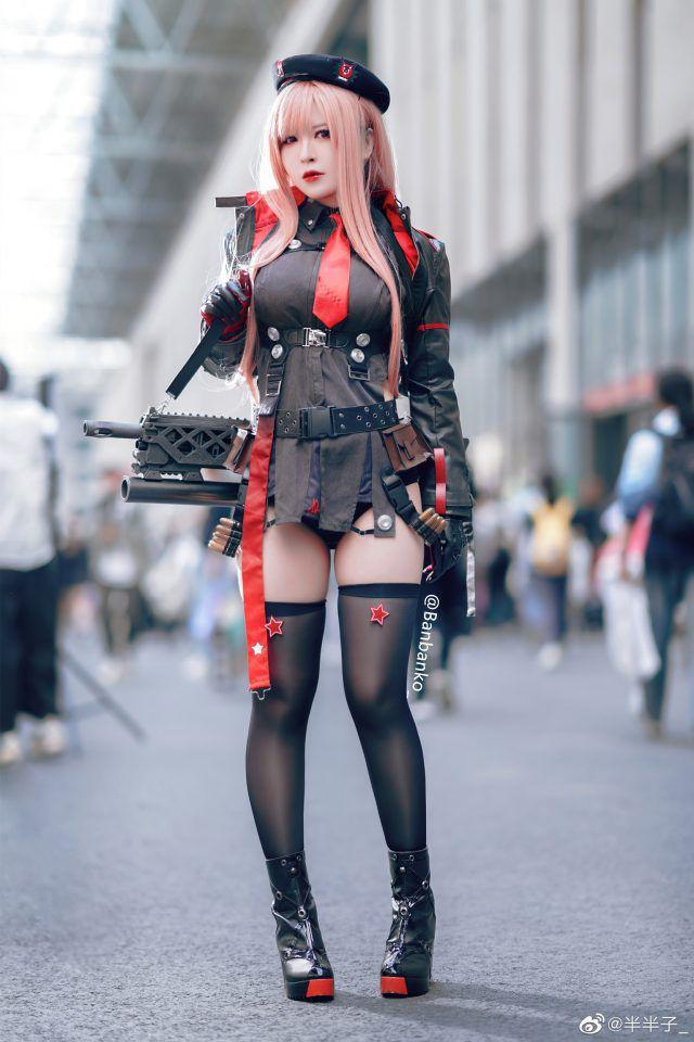 “女神妮姬的华美化身：COSPLAY视觉盛宴”-清美唯艺
