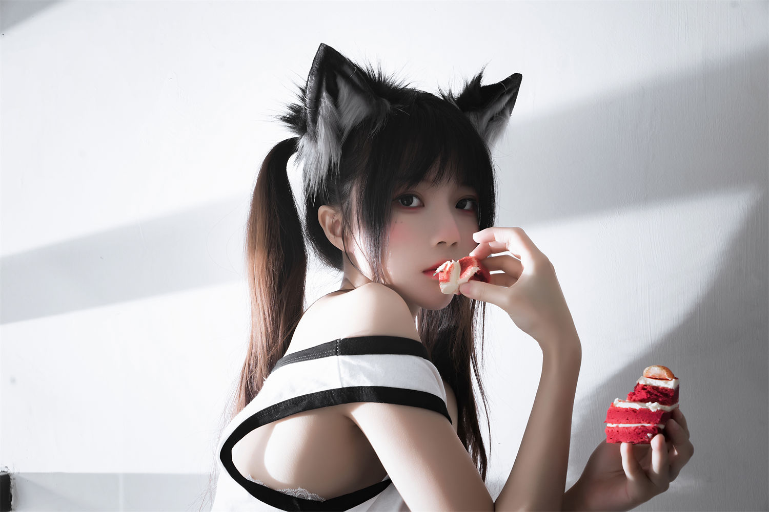 图片[5]-桜桃喵的《狼来了三部曲》：撕裂的美感与震撼之光-清美唯艺