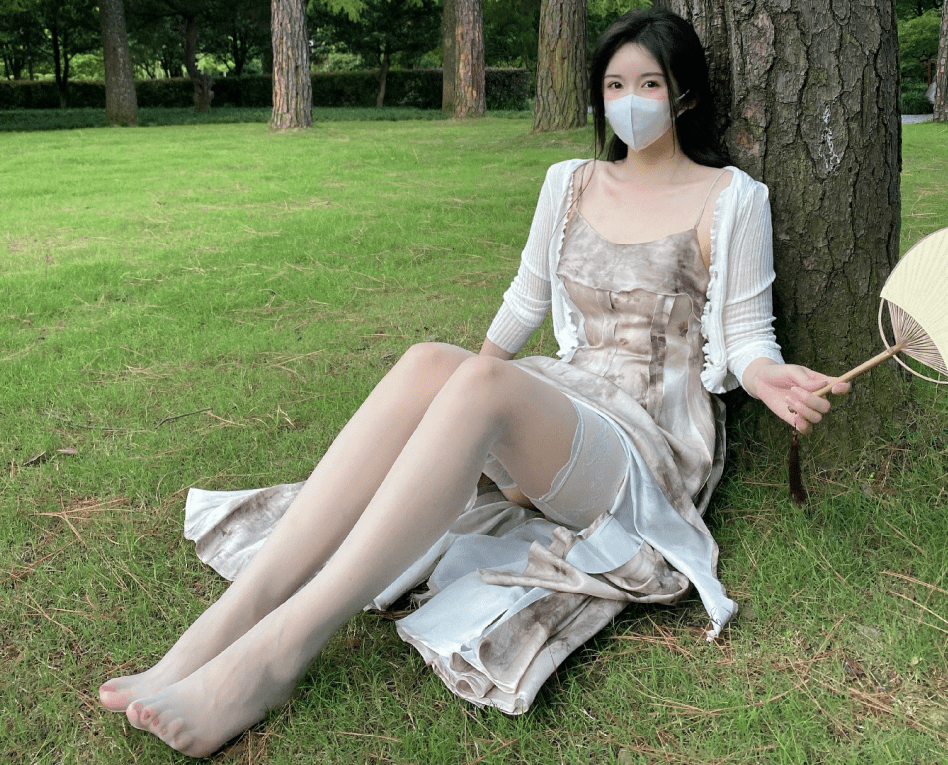揭秘浙江『腿精』炼成秘籍：软萌小九九的39辑微距美腿秀-清美唯艺