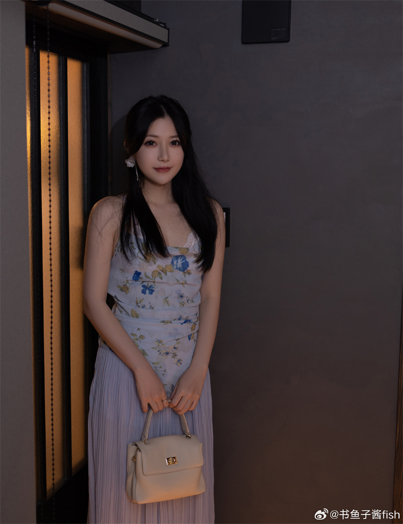 探秘鱼子酱fish2716：绝美微密图赏，视觉盛宴不容错过！