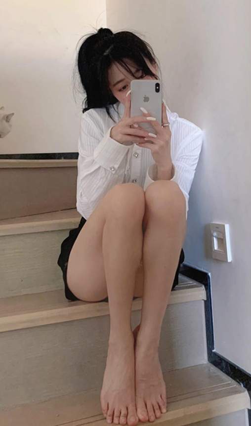 独家揭秘：林崔崔私密美照全集，速览珍藏！
