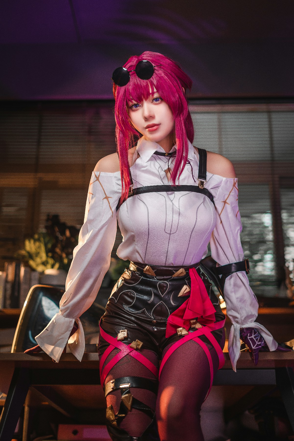 九言coser95期：揭秘视觉奇韵，惊艳你的眼球！