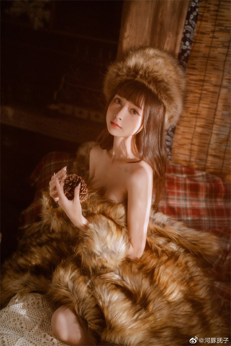 探秘河豚抚子：绝美作品解析×独家资料大揭秘