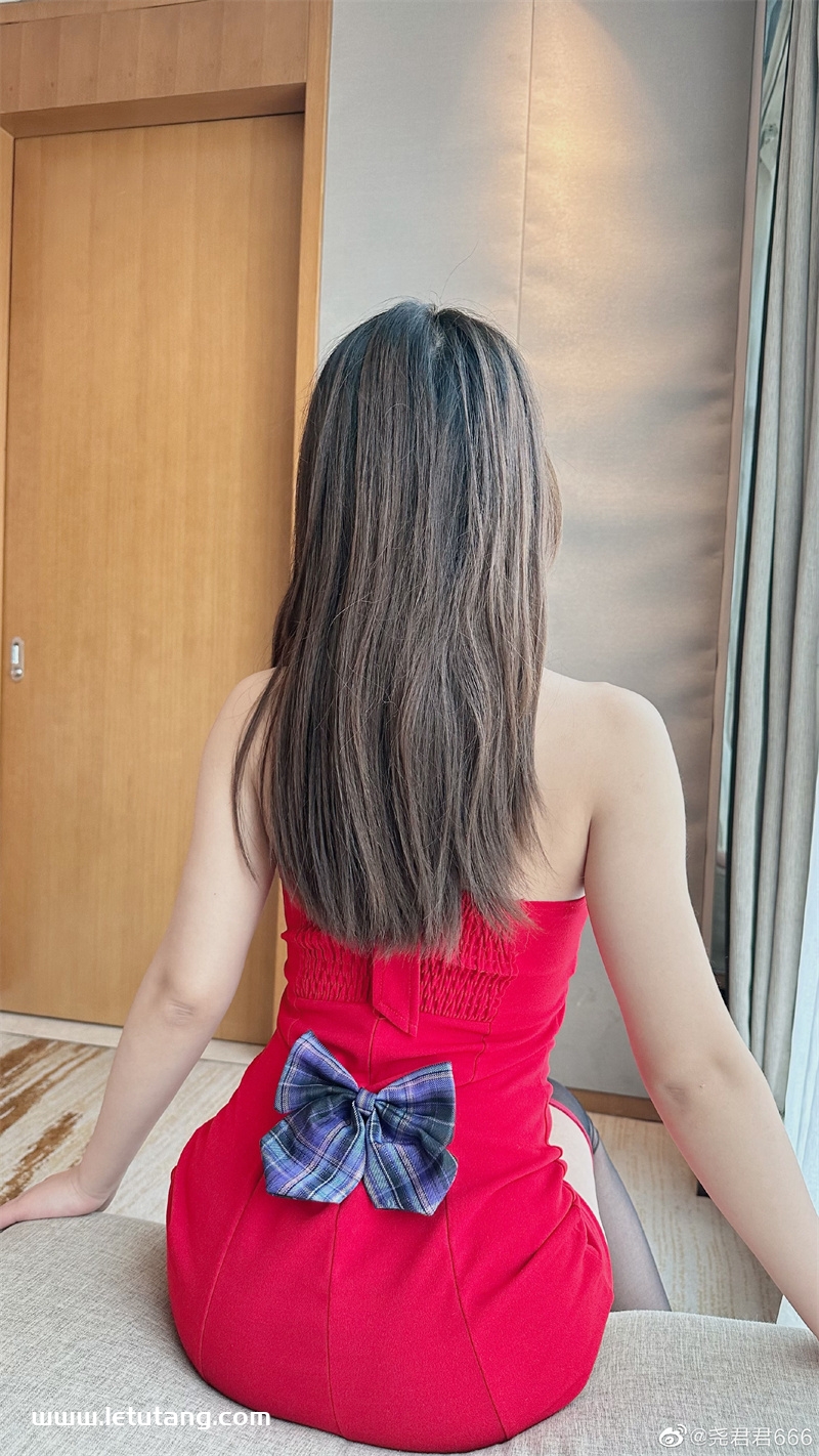 探秘尧君君：绝美微密图集，限时免费赏！