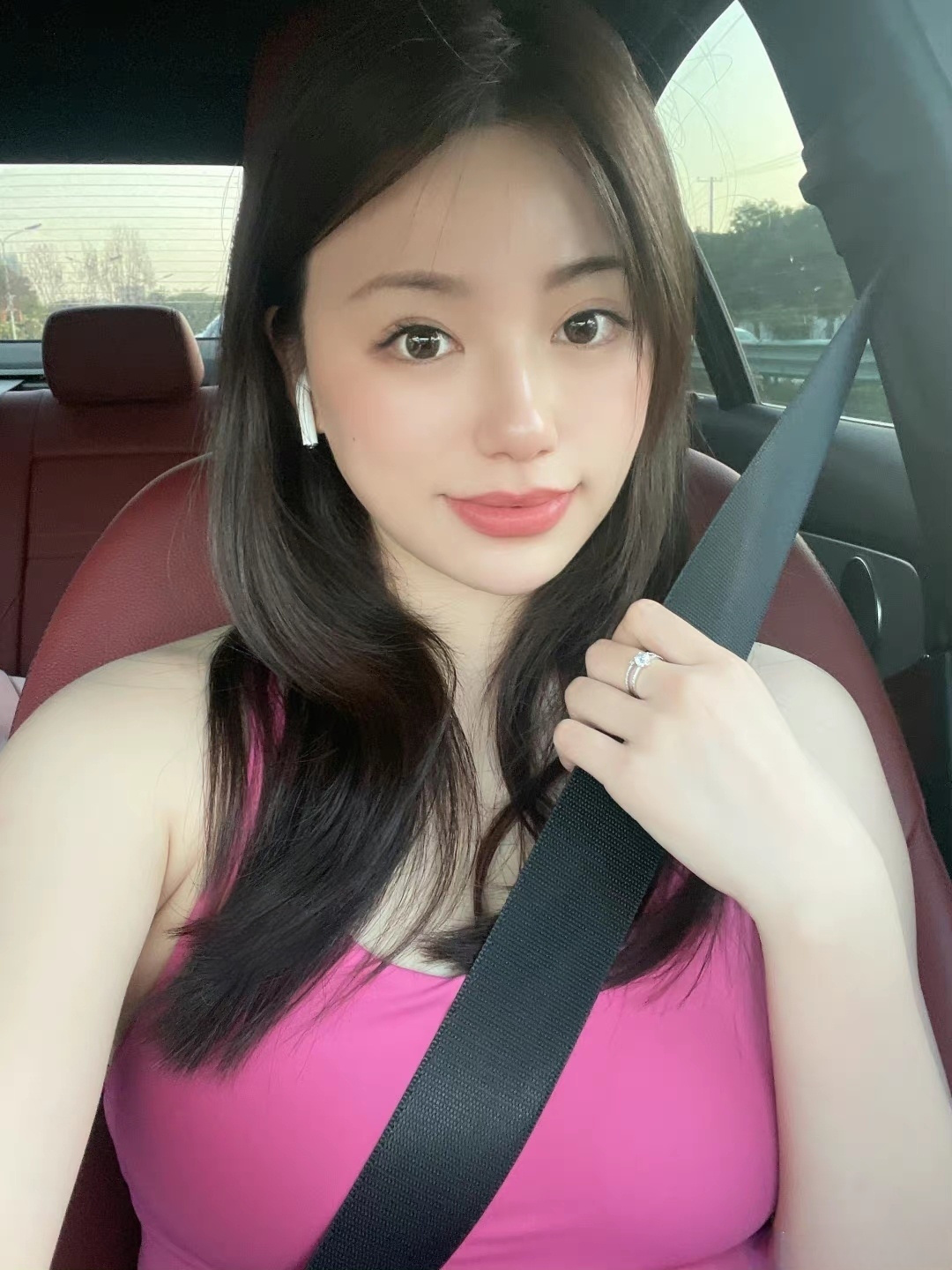 捕捉瞬间，探秘奶宝妹纸微密圈：73期绝美摄影盛宴，不容错过！