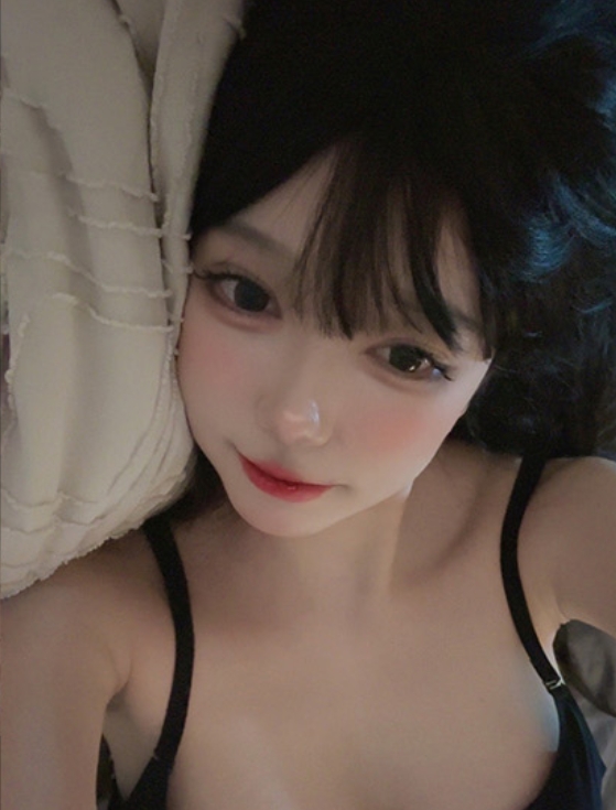 桃桃sama私密花园：绝美写真盛宴，解锁专属视觉盛宴！