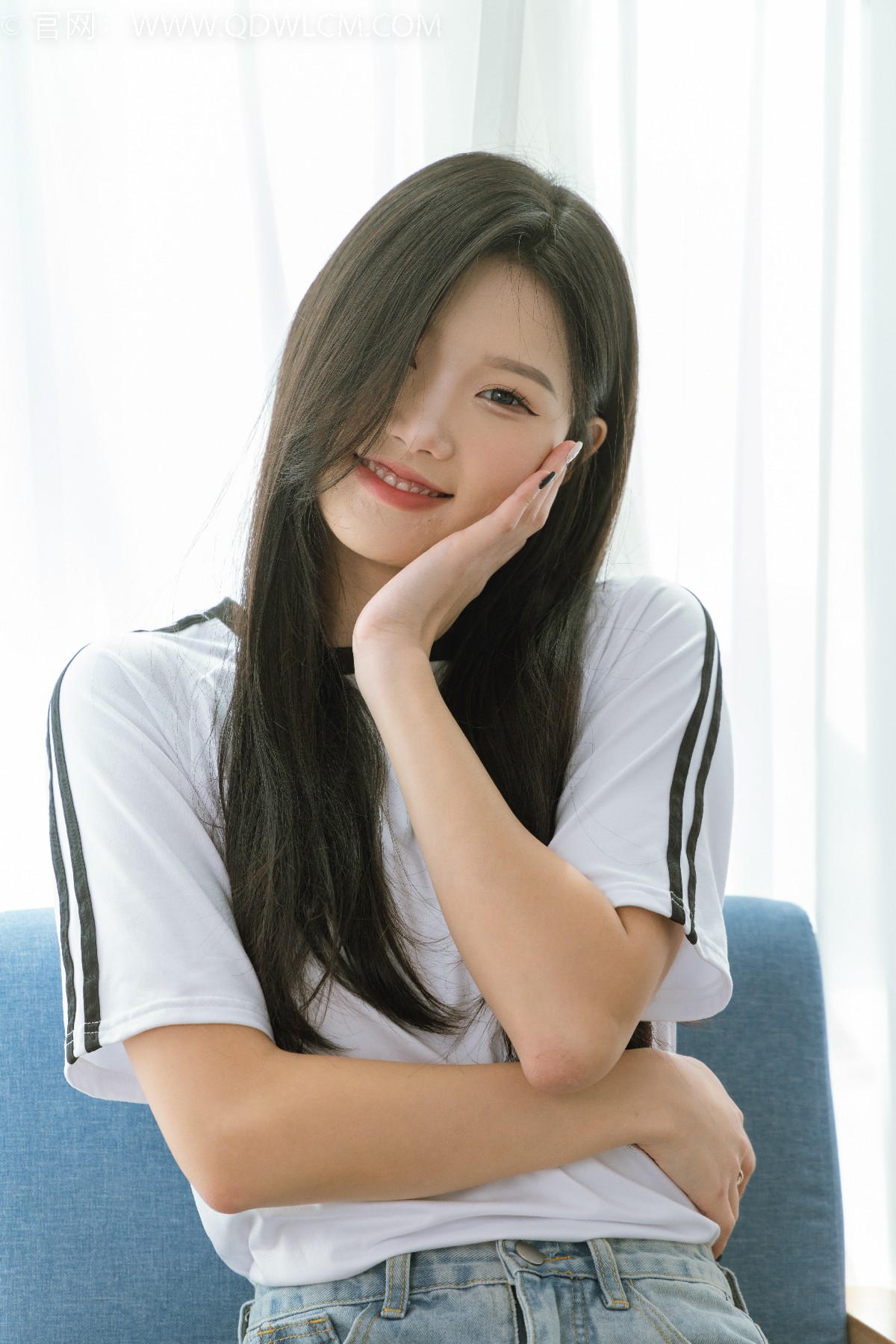 光影轻舞·笑颜如竹：《微笑天使》诗韵绽放