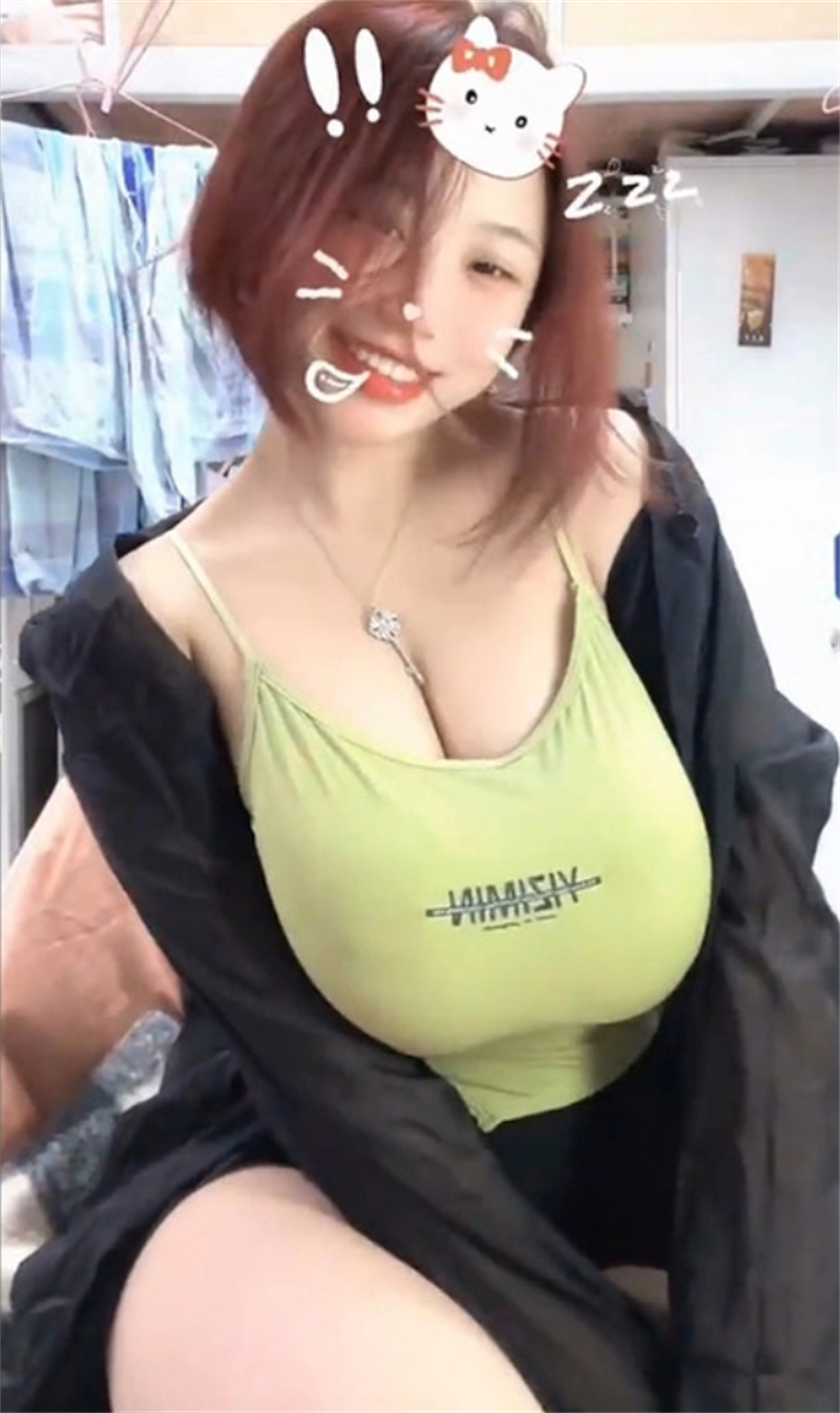 揭秘小云：独家微密美图盛宴，全集解锁！