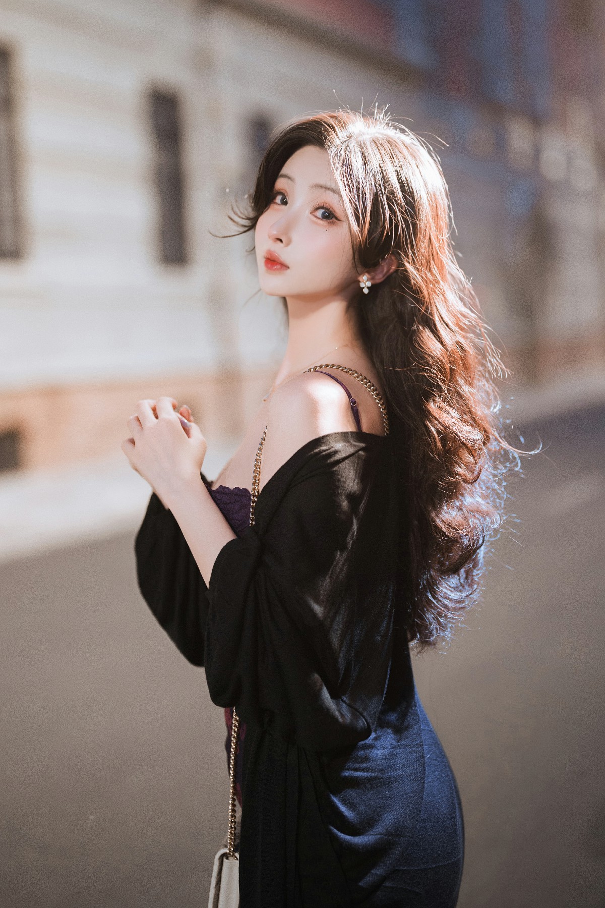 独家揭秘！Rioko凉凉子倾情演绎，小妈风华绝代新作！
