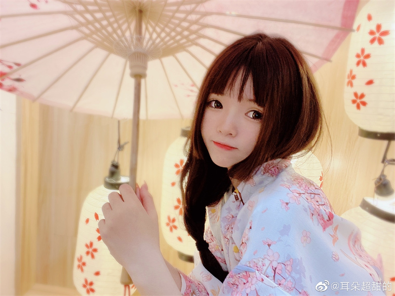 小耳酱私密大揭秘：反差萌图，惊艳你的眼球！-清美唯艺