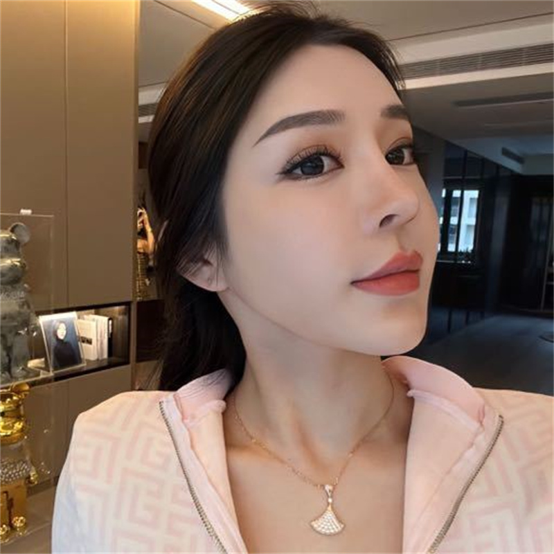 独家揭秘：金希儿私密美图盛宴，付费专享全集！-清美唯艺