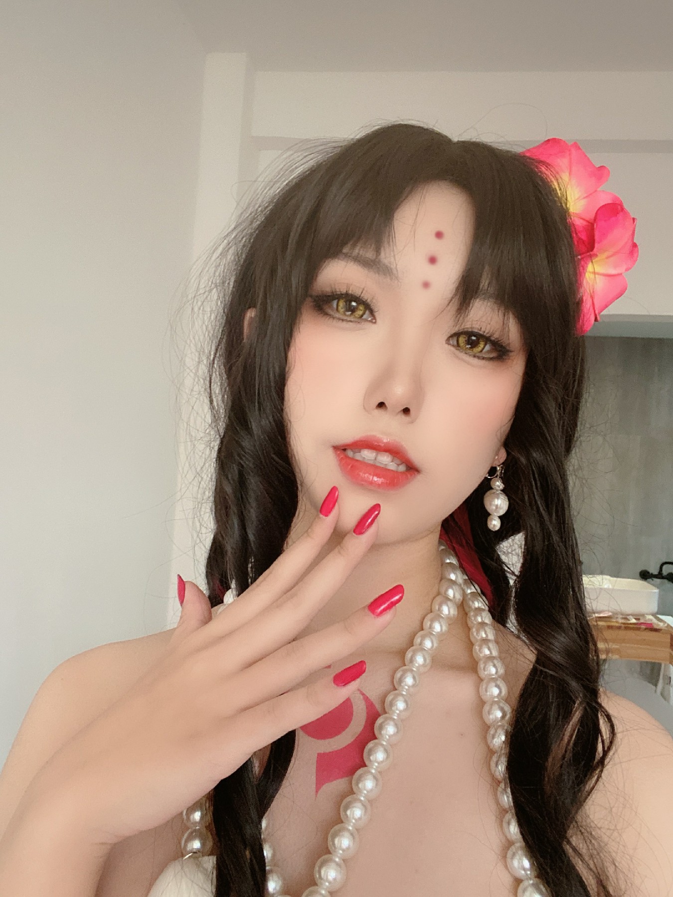 萌幻甜旅：亦南南南的32幕光影奇遇