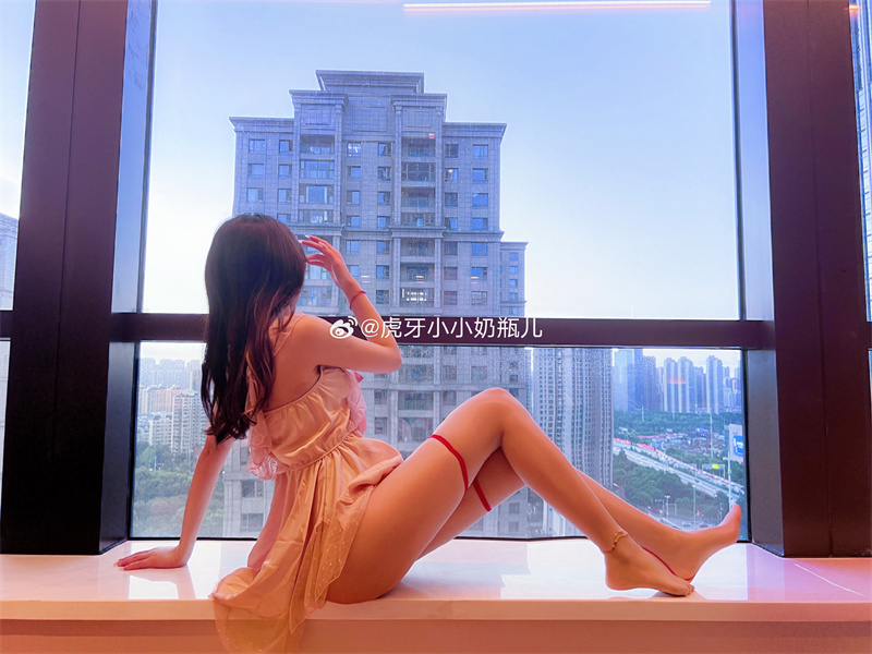 独家揭秘：虎牙萌主小小奶瓶儿高清美图大放送！-清美唯艺