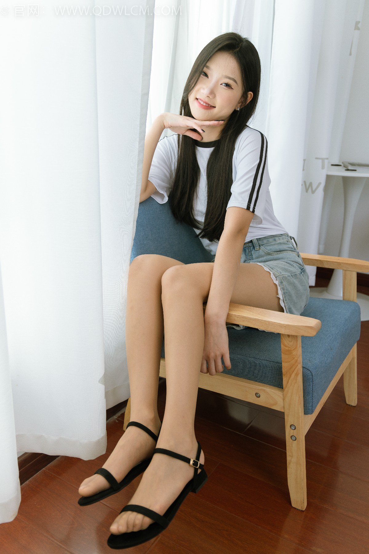 光影轻舞·笑颜如竹：《微笑天使》诗韵绽放