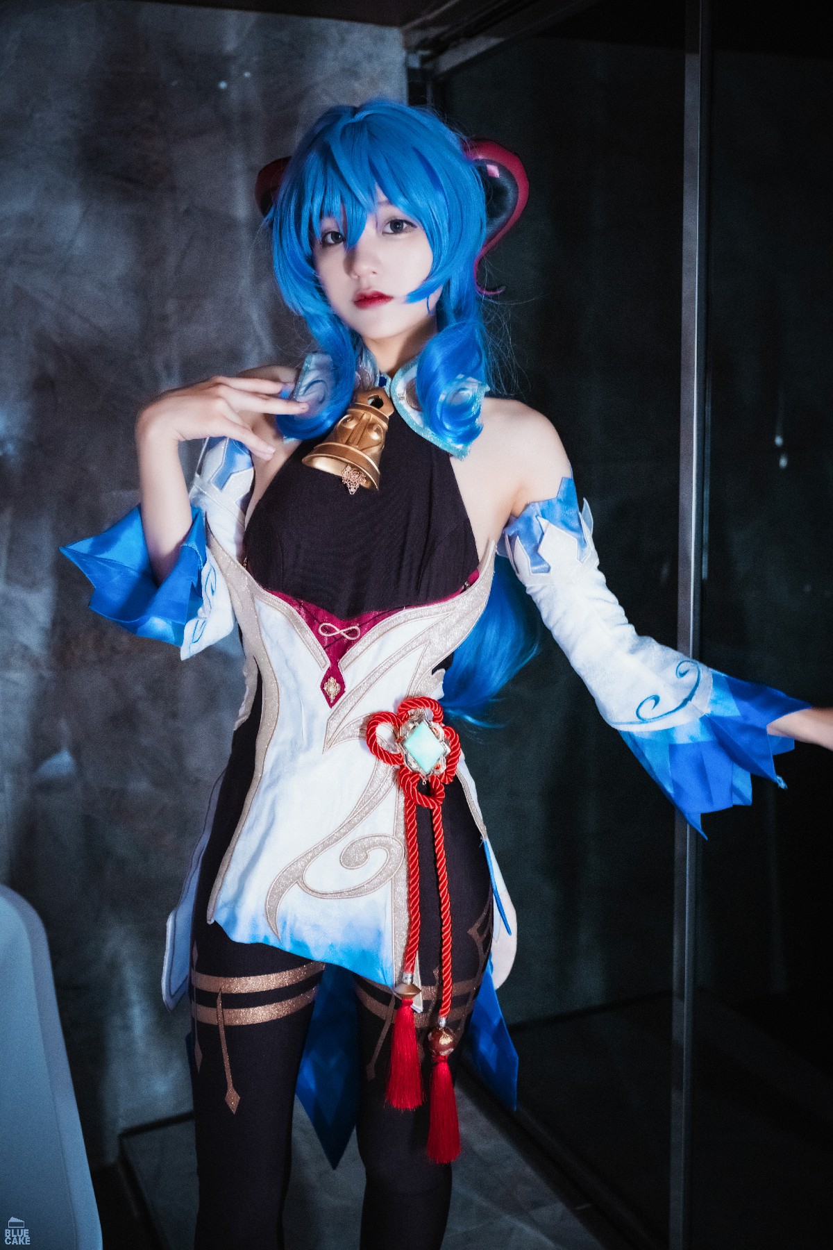 郑珍妮惊艳亮相！61期摄影盛宴：2D美遇3D魂，绝美化身引爆视觉狂欢
