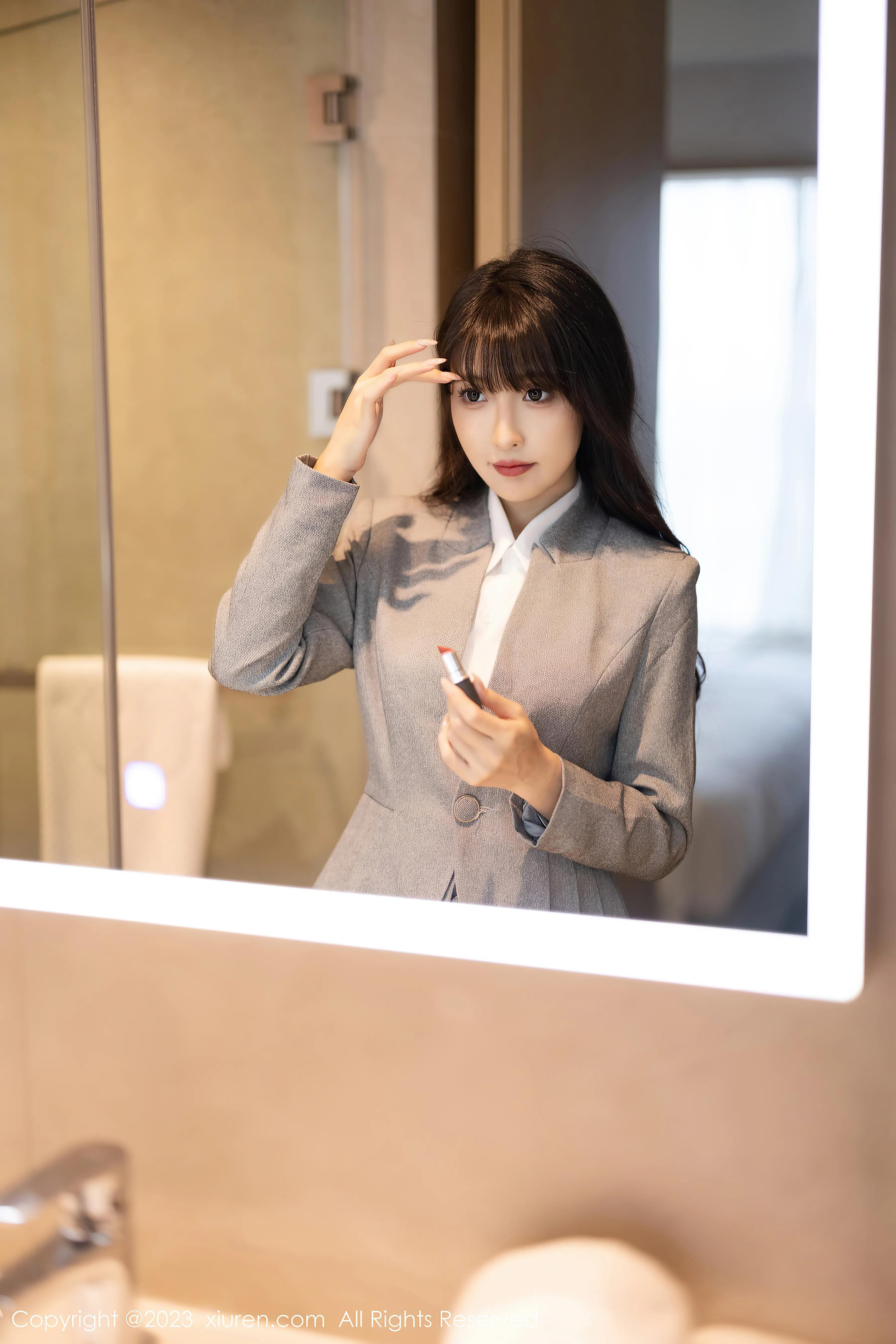星阑闪耀！林星阑No.7422灰制服惊艳登场