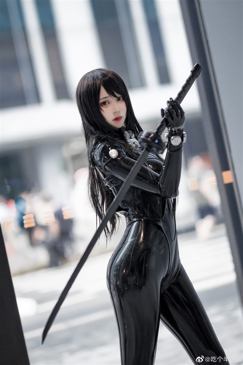 惊艳！菌烨Tako：COS界的女神，一袭华服诠释梦幻经典！