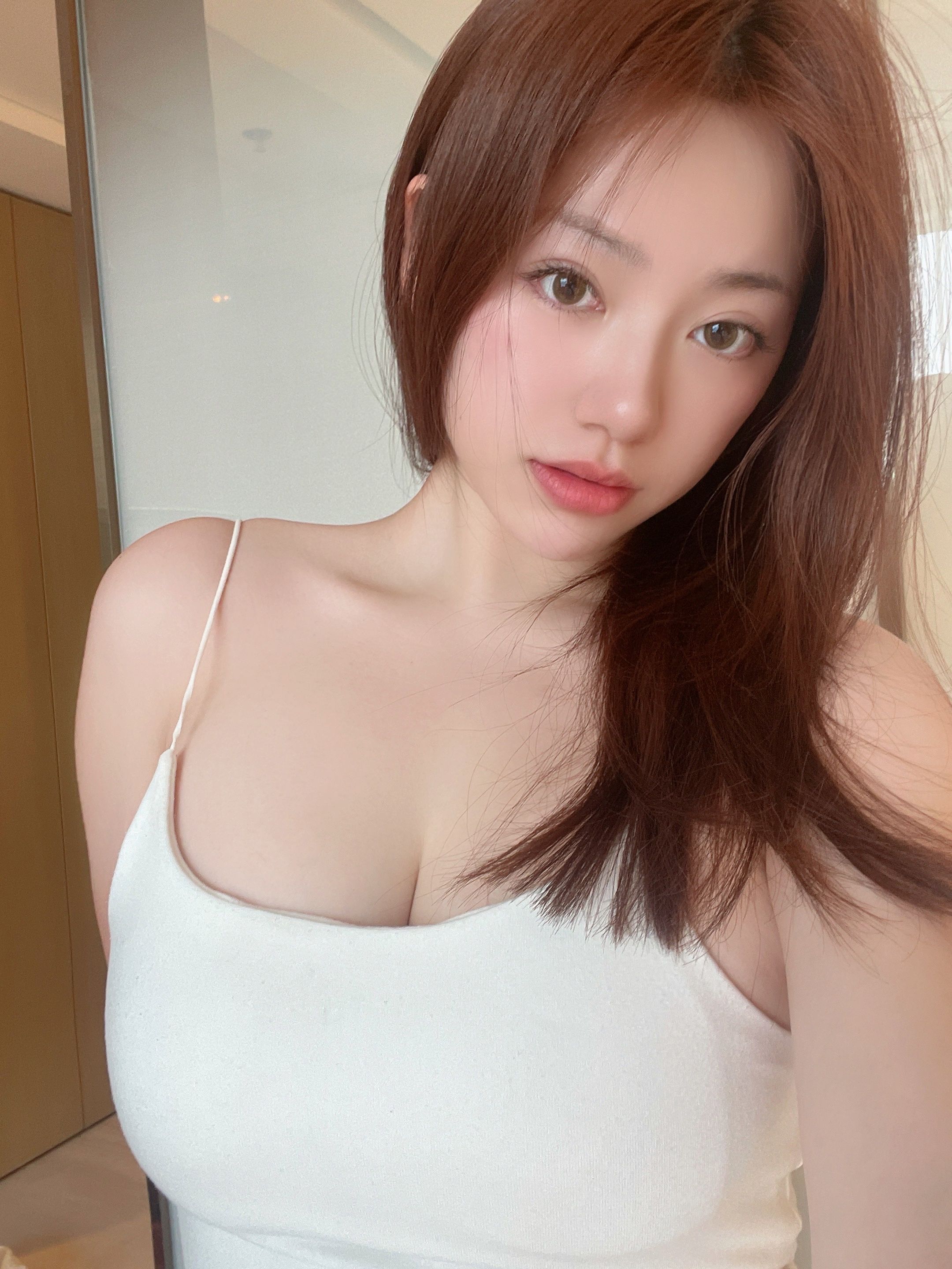 捕捉瞬间，探秘奶宝妹纸微密圈：73期绝美摄影盛宴，不容错过！