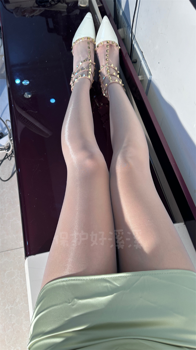 珍藏溪溪·微密独家付费美图盛宴