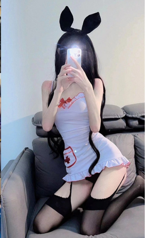 喵星人梨梨私密风采大揭秘：绝美写真+独家视频盛宴