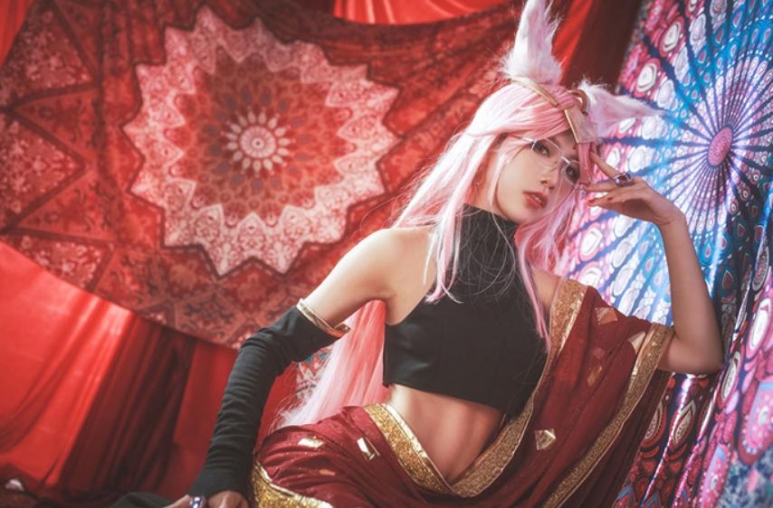 揭秘《FGO》水淼aqua柯杨斯卡娅cos：光之高扬斯卡娅，玉藻前尾巴的神秘身份？-清美唯艺