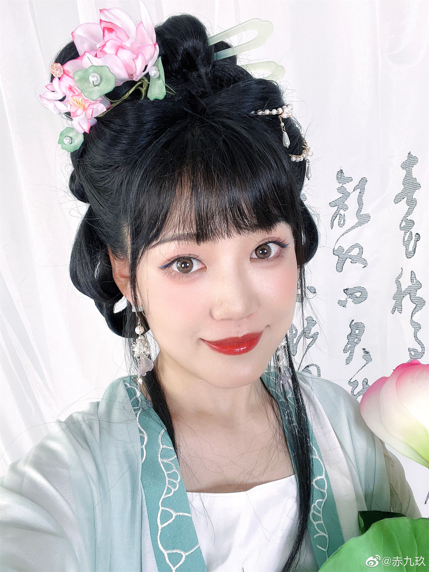 图片[3]-为何被称为九老师？赤九玖的古装美人荷花之美-清美唯艺