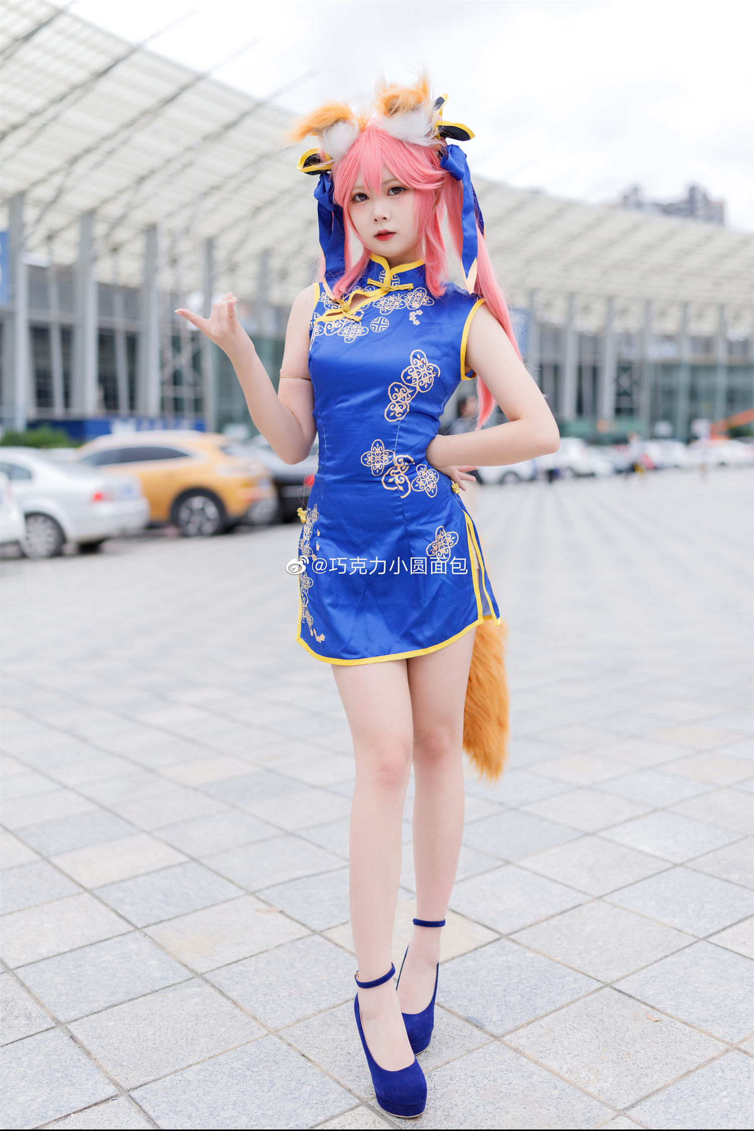 图片[5]-迷人动漫角色展现：巧克力小圆面包与小玉旗袍的奇妙结合-清美唯艺
