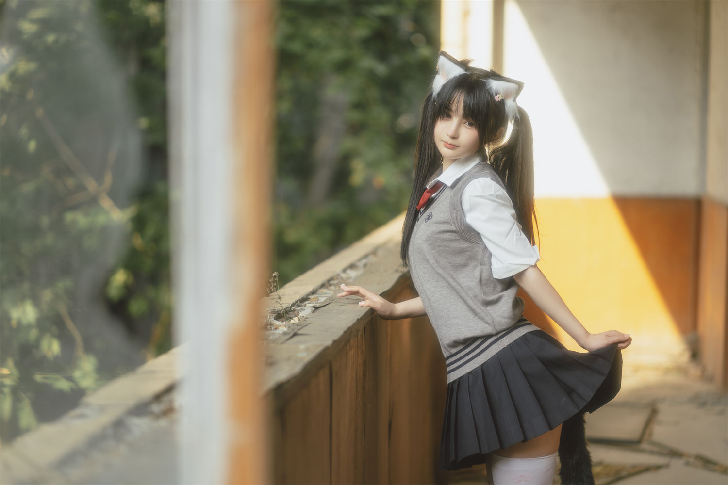 图片[5]-樱井宁宁废墟主题的jk美少女摄影图赏析与获取指南-清美唯艺