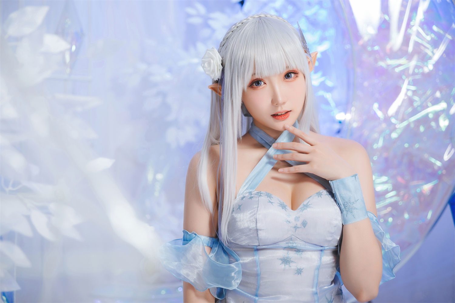 探索瓜希酱的水晶礼服：如何参与她的dsr最高竞标？-清美唯艺