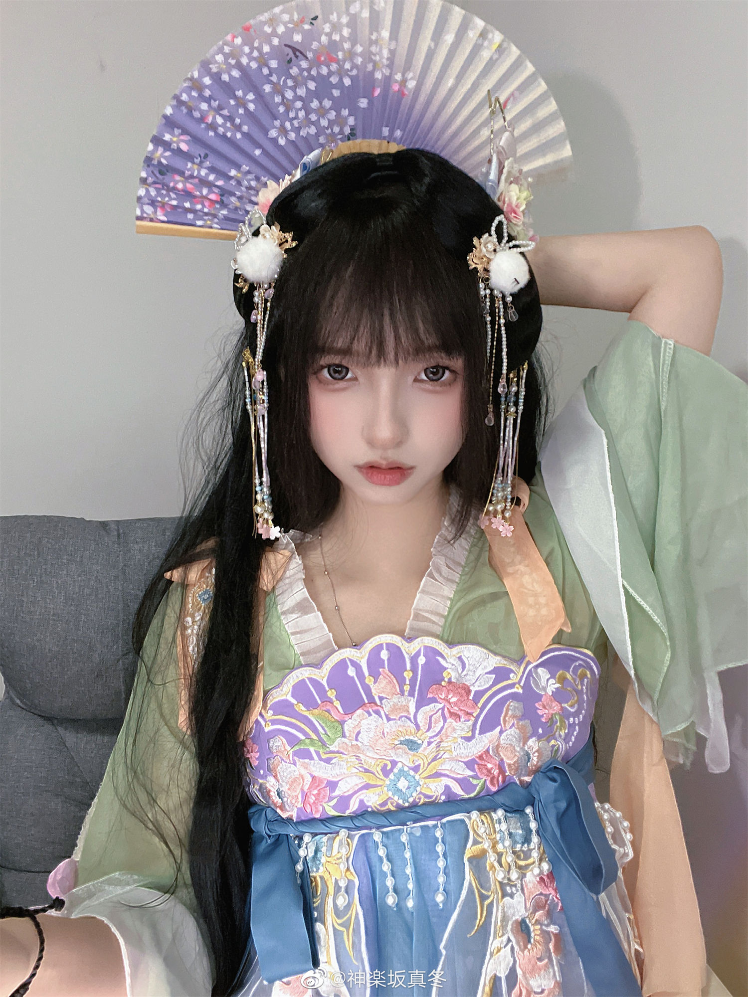 探索神乐坂真冬胶袜系列：小女子千秋归处何寻？-清美唯艺