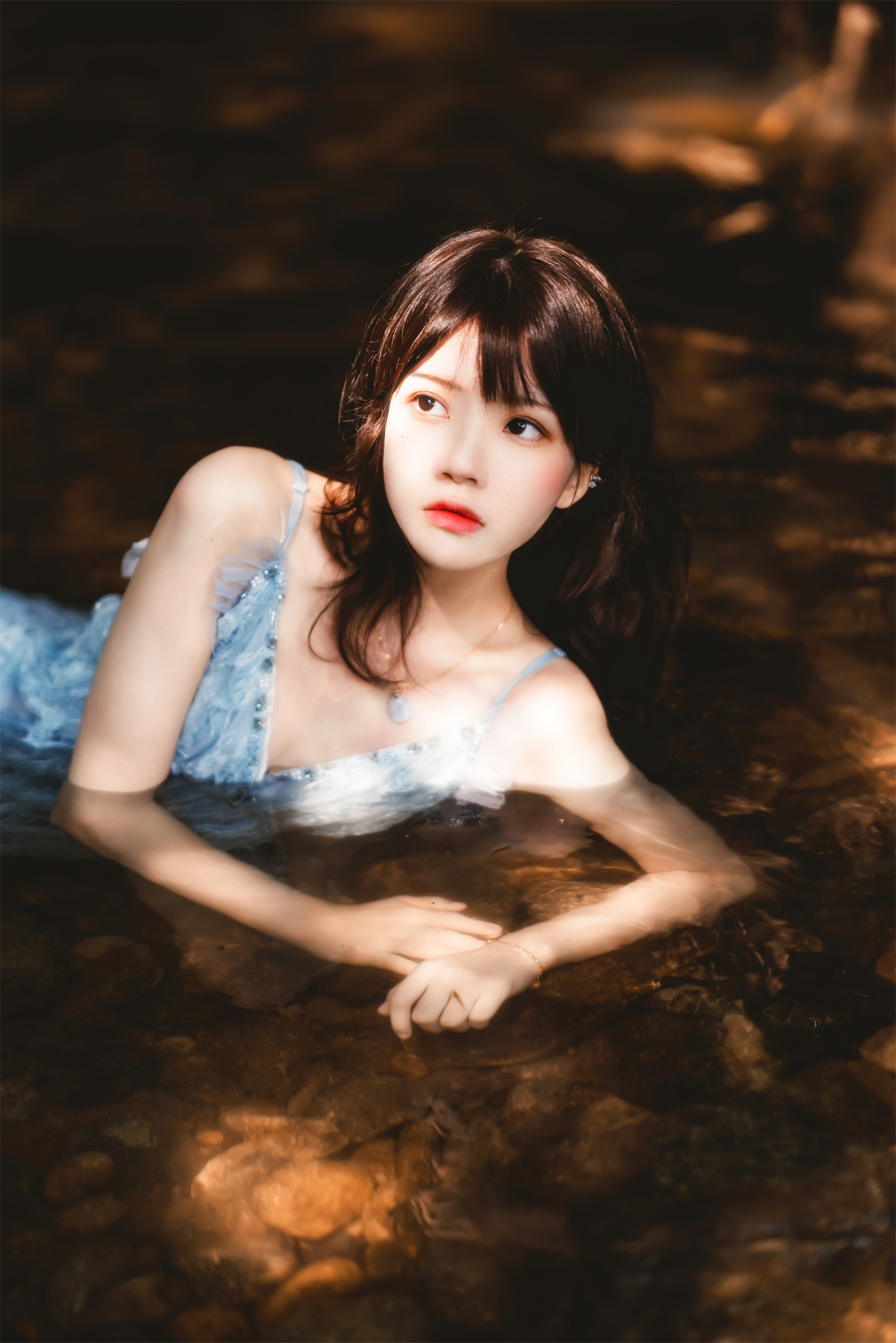 图片[4]-桜桃喵《沉溺》鉴赏：真美人为何在骨中而非外表？-清美唯艺
