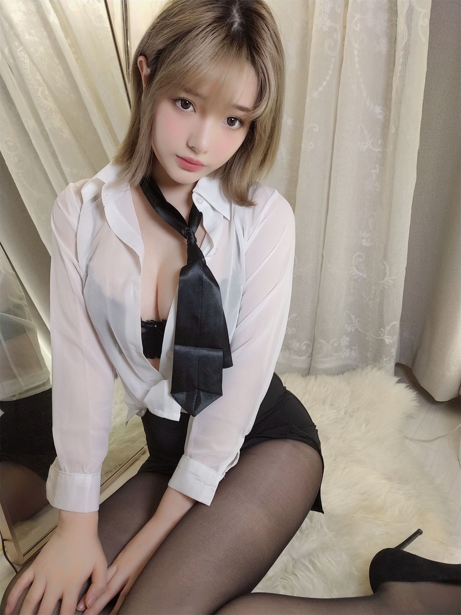 图片[4]-雯妹的520特辑：豪华版白衬衫搭配技巧与时尚推荐-清美唯艺