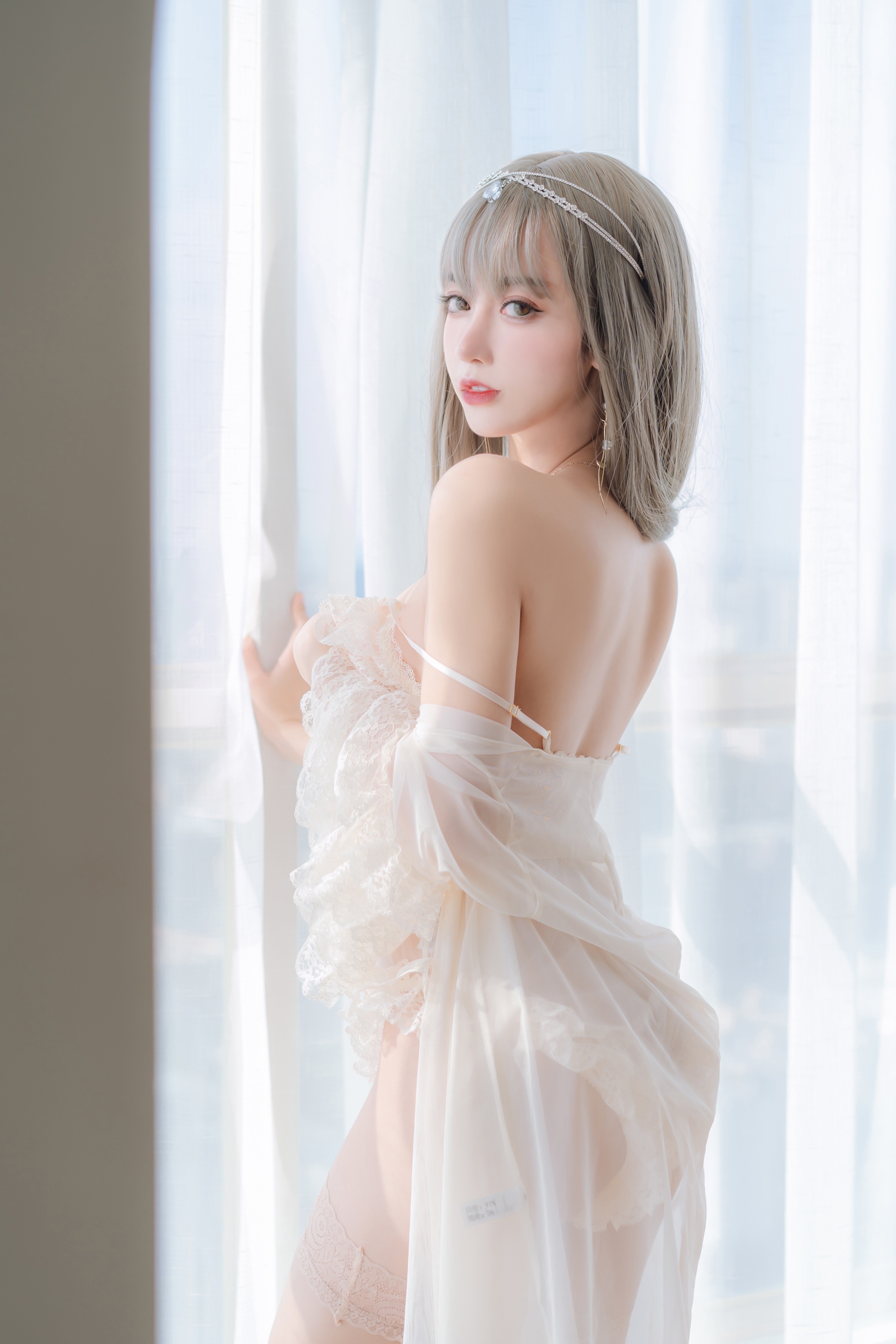 图片[7]-过期米线与高台猫女：凡尔赛公主的时尚新解读-清美唯艺