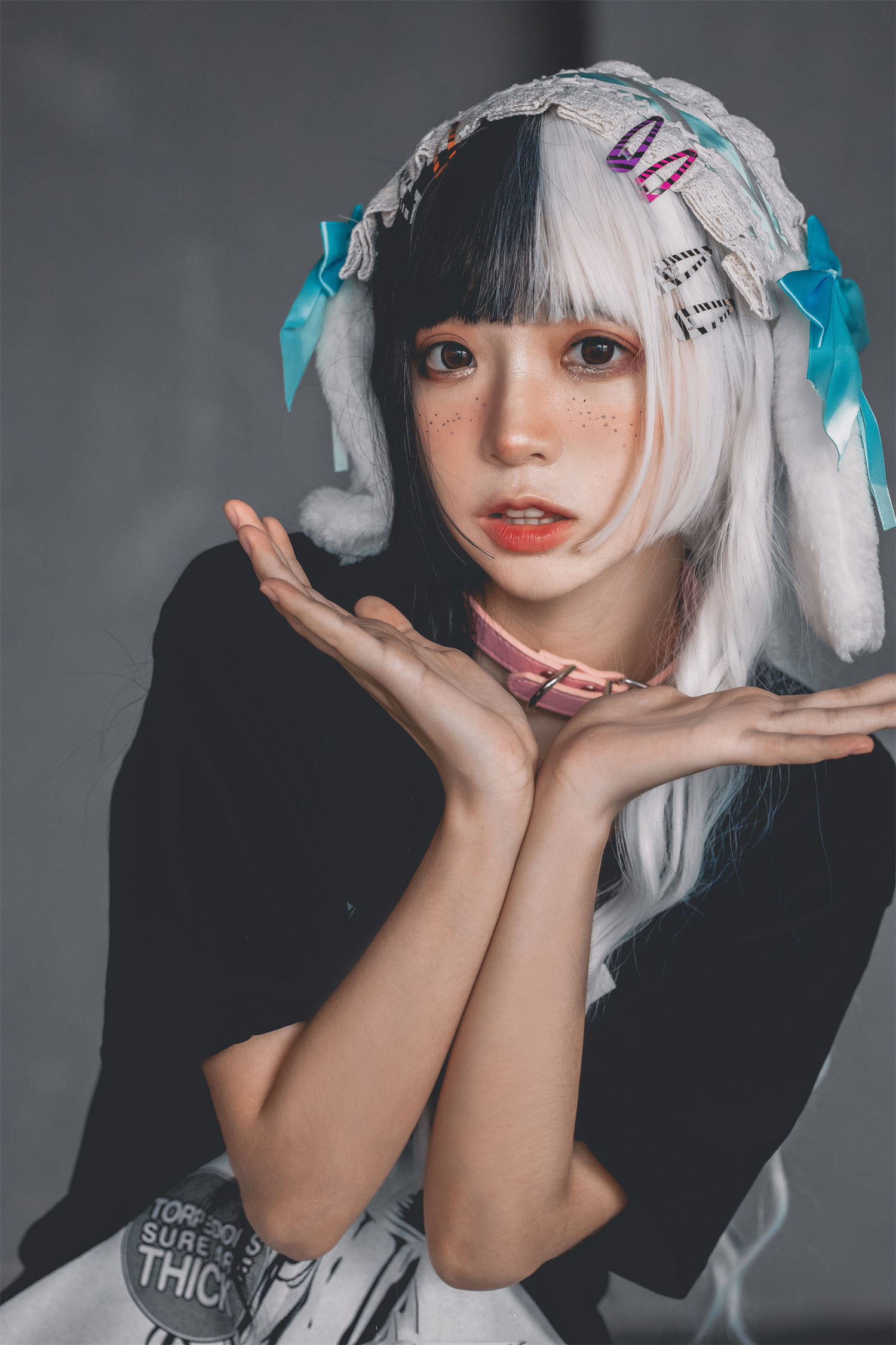 哪里能找到疯猫ss雀斑少女的cosplay？有没有疯猫主题的图片欣赏？-清美唯艺