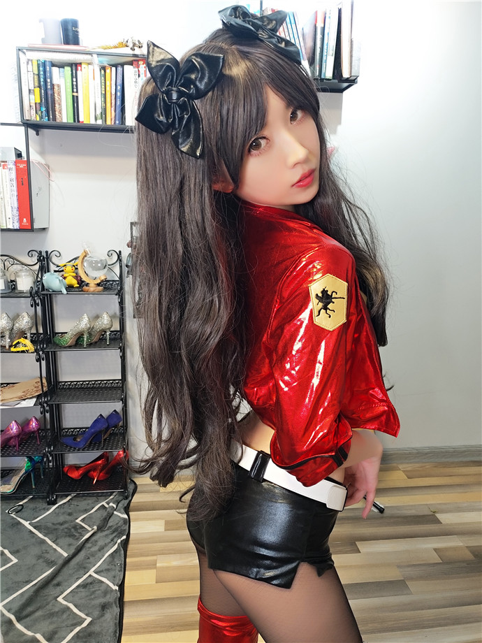 想看超唯美的小女巫露娜30套COS图集，哪里可以预览？内容有哪些？-清美唯艺