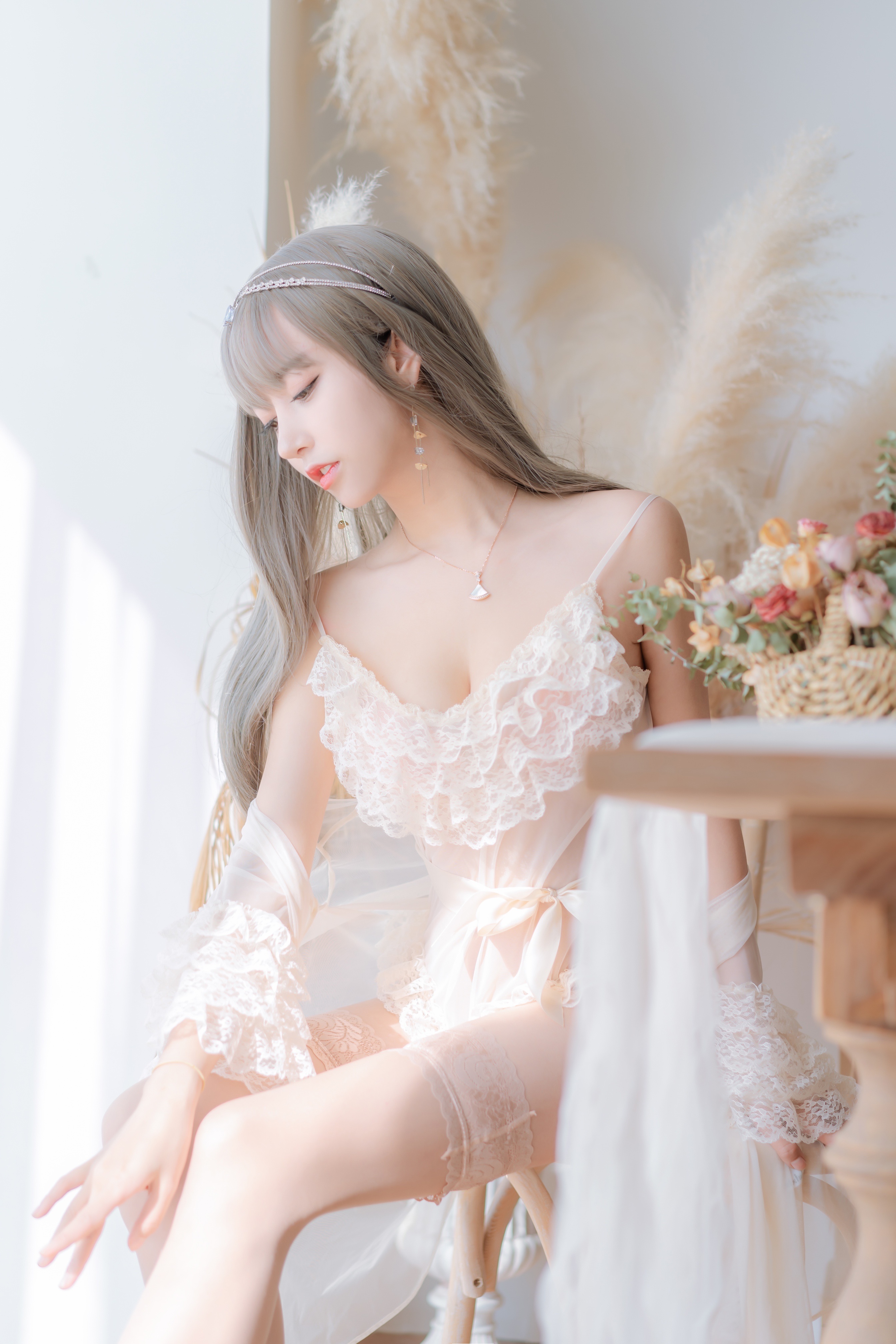 图片[4]-过期米线与高台猫女：凡尔赛公主的时尚新解读-清美唯艺