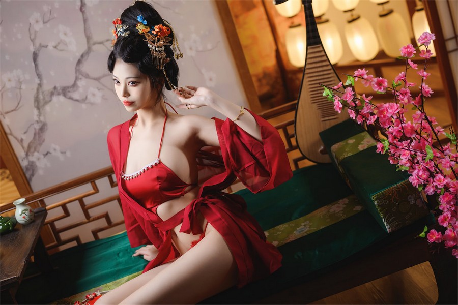唐宫夜宴中的蜜汁猫裘是否再度走红？浴娘新作能否掀起热潮？-清美唯艺