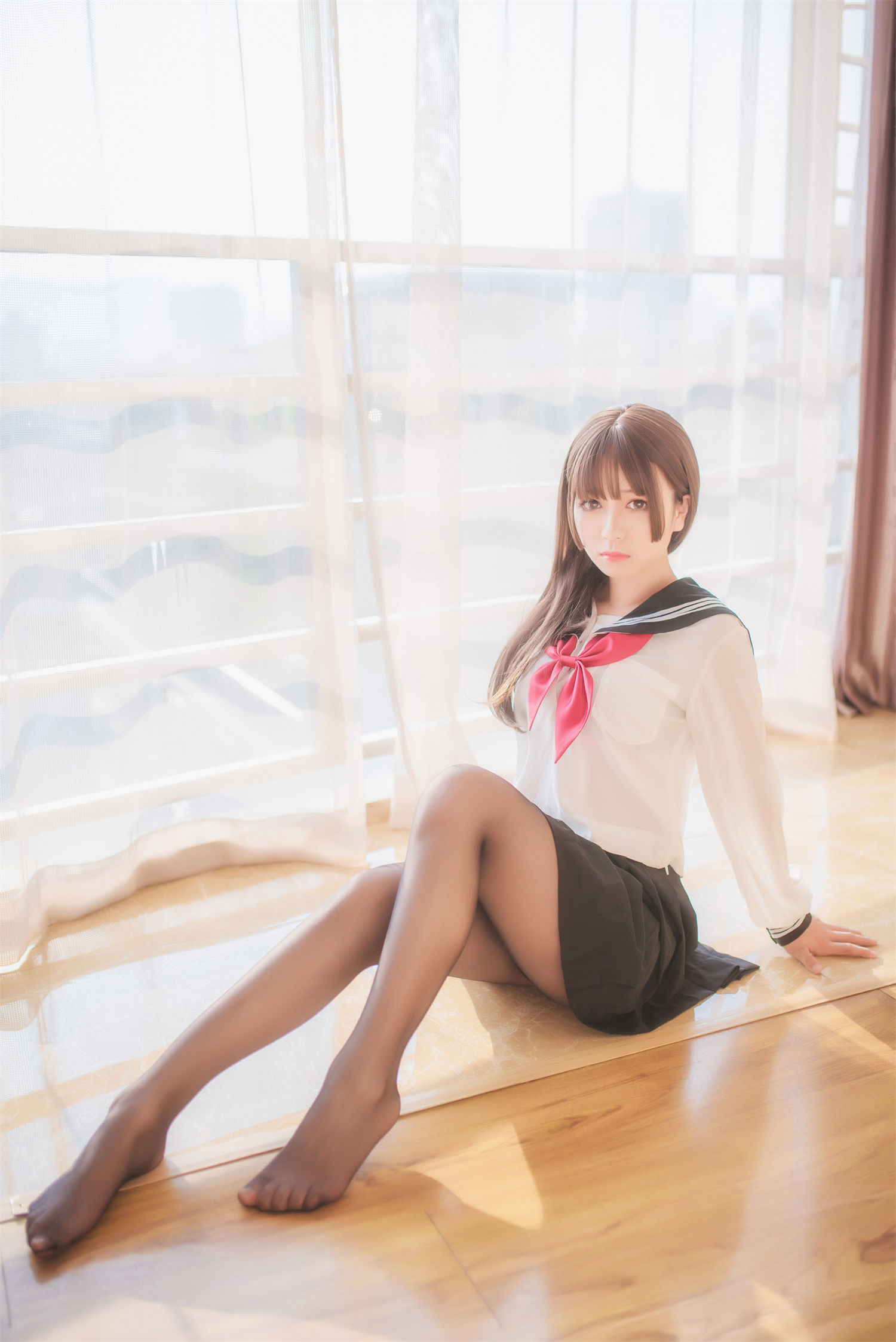 图片[5]-白金Saki的过往是否真实存在？独家探索巅峰水手服COS！-清美唯艺