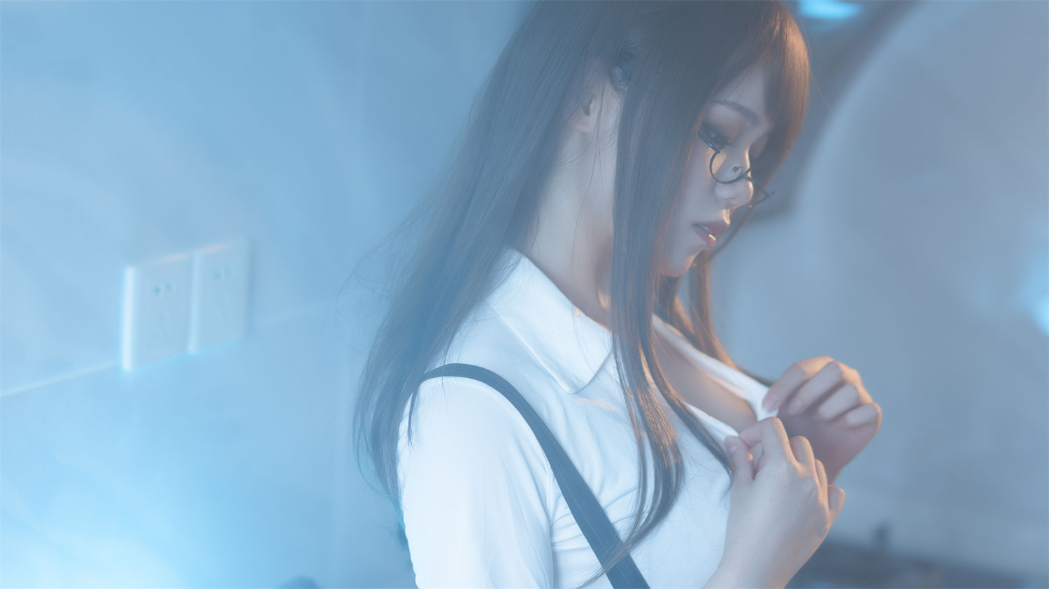 七月喵子为何在圣诞节来迟？眼镜娘1号如何欢庆节日？-清美唯艺