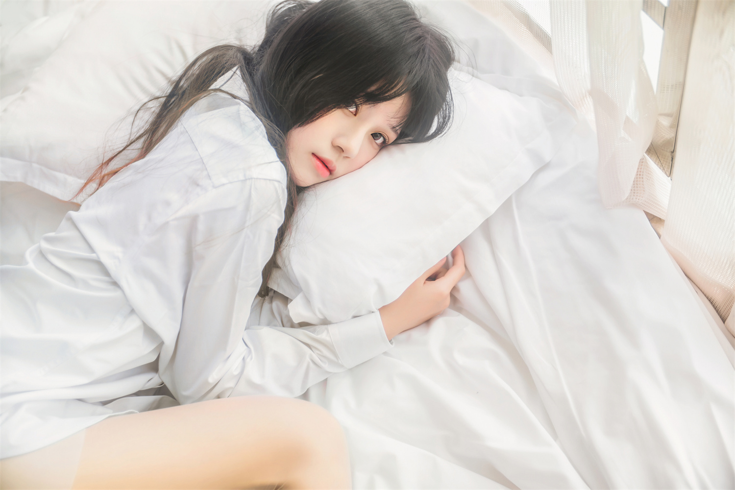 图片[6]-探索白衬衫双马尾女孩的桜桃喵风格服饰合集-清美唯艺