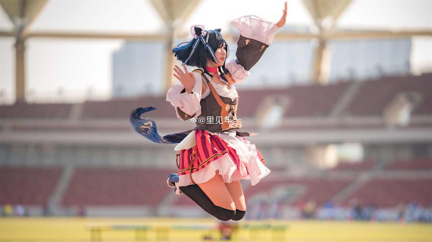 年赛马娘如何在比赛中展现独特魅力与风采？-清美唯艺