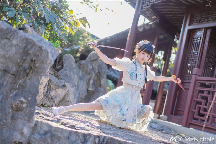 图片[2]-甜蜜治愈：认识曈话Nichole——机灵的小师妹Cosplay-清美唯艺